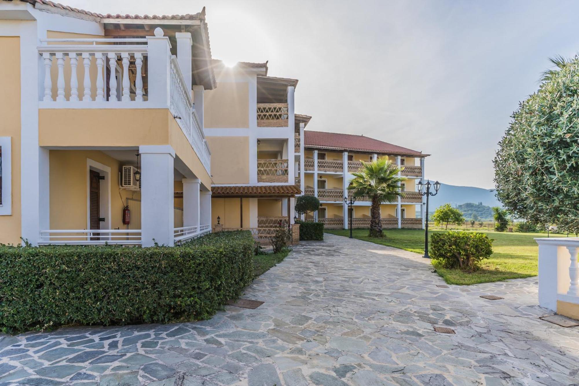 Elpida Hotel Аліканас Екстер'єр фото